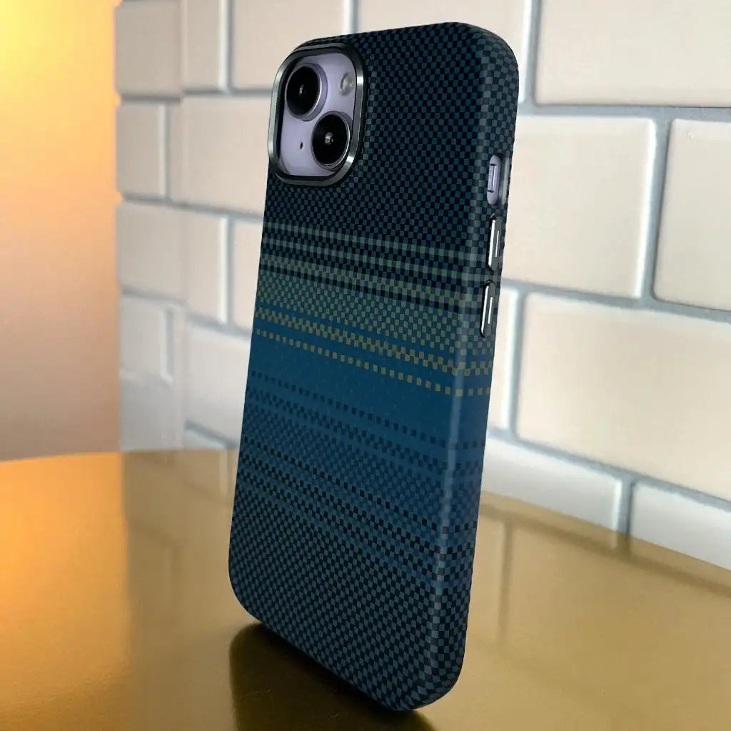 Carbon Fiber Magnatic Case -Iphone 15