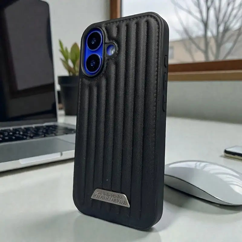 Ribbed Leather Back Case - iphone 16
