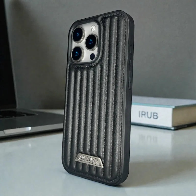 Ribbed Leather Back Case - iphone 15 pro