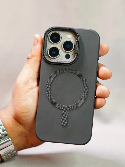 Black Silicone MagSafe Stand Case -Iphone 13 pro max