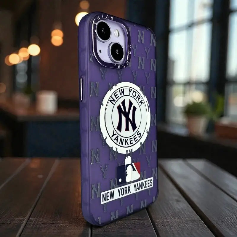 Graphic Print Designer Case - iphone 15