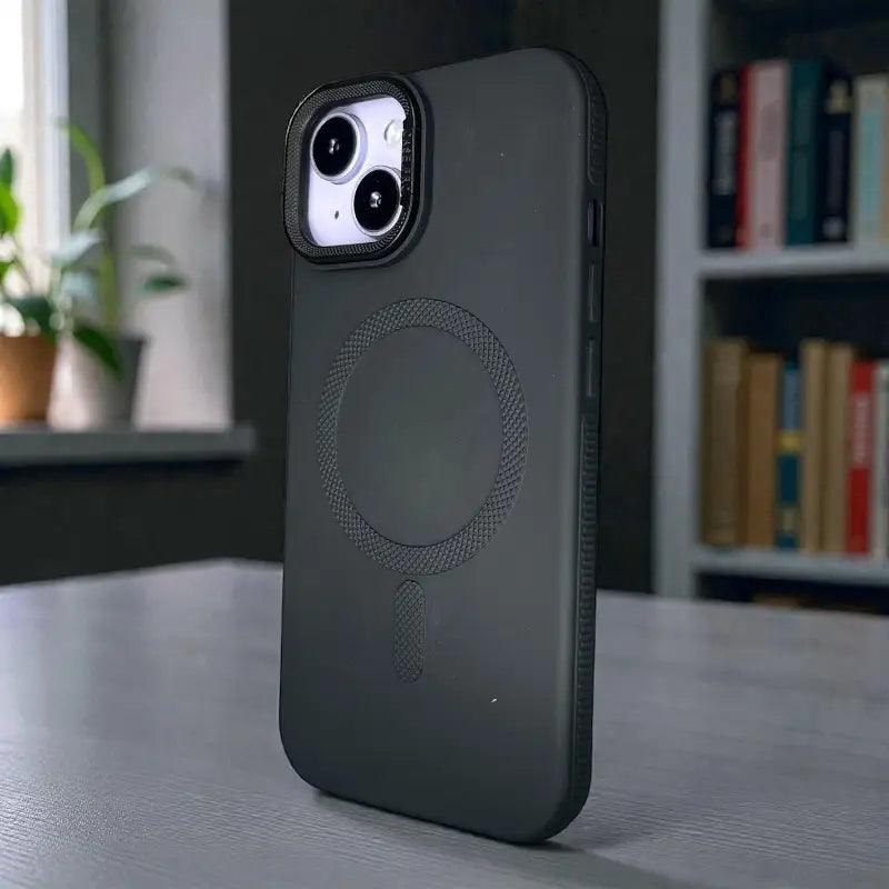 Black Silicone MagSafe Stand Case -Iphone 15