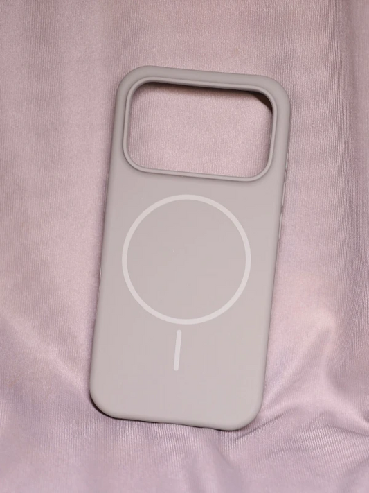 Grey silicon Magsafe Case - iphone 17 pro