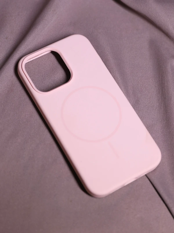 Pink silicon Magsafe Case - iphone 13 pro