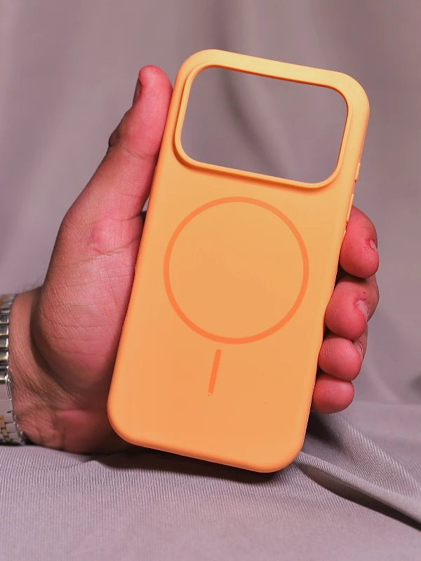 Orange  silicon Magsafe Case - iphone 17 pro max