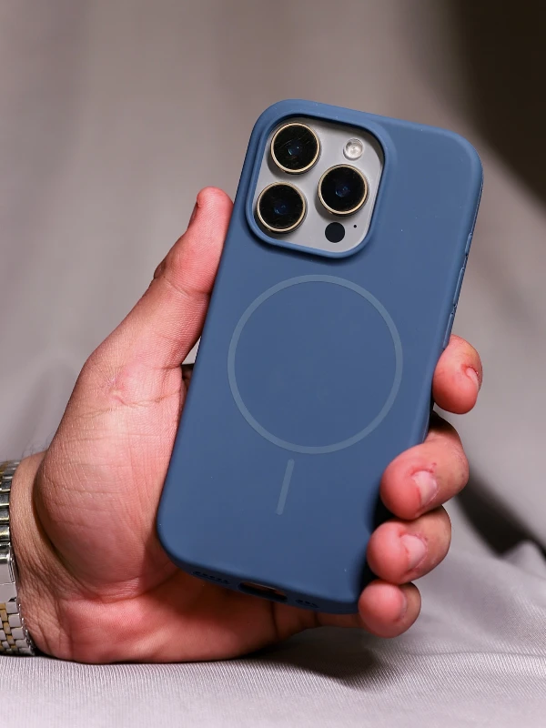 Dark Blue silicon Magsafe Case - iphone 13 pro max