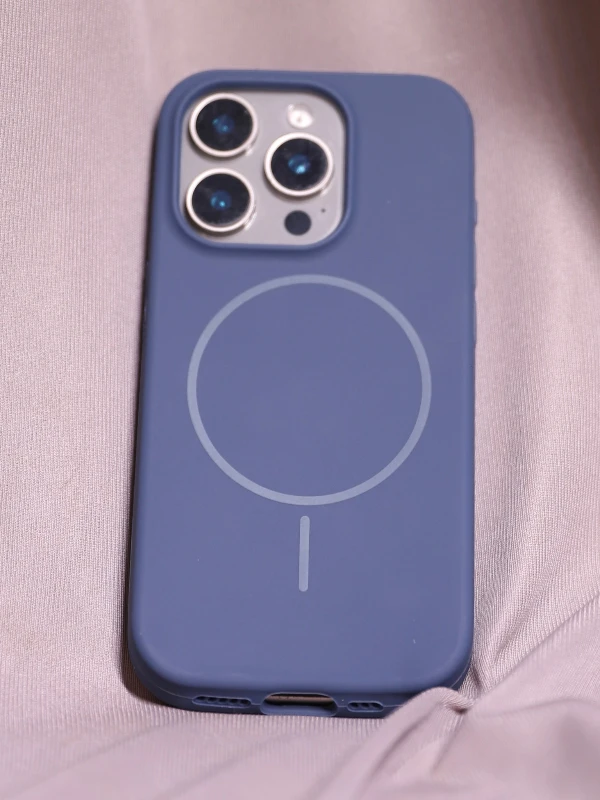 Dark Blue silicon Magsafe Case - iphone 13 pro max