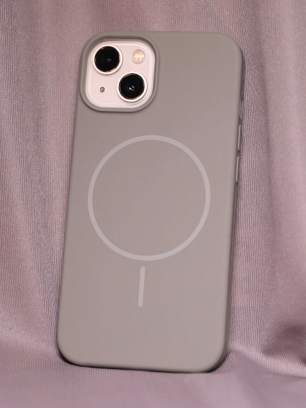 Grey silicon Magsafe Case - iphone 14