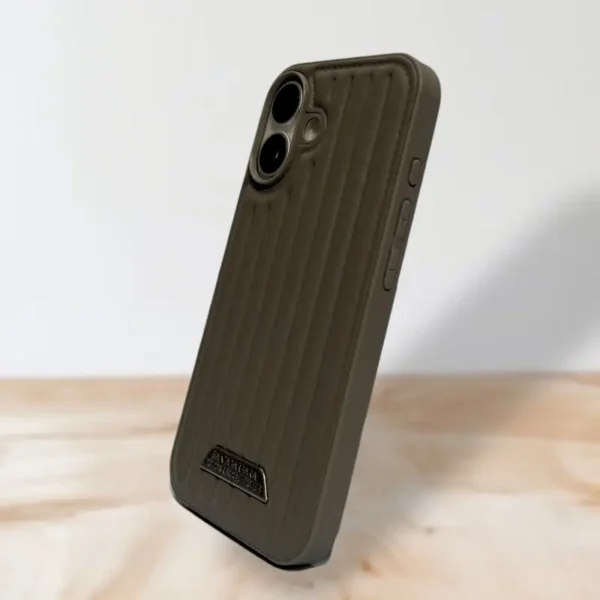 Best iPhone 16 Back Cover – Shockproof & Textured Grip Case - Image 3