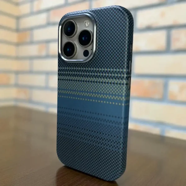 Carbon Fiber Magnatic Case -iphone 15 pro - Image 3